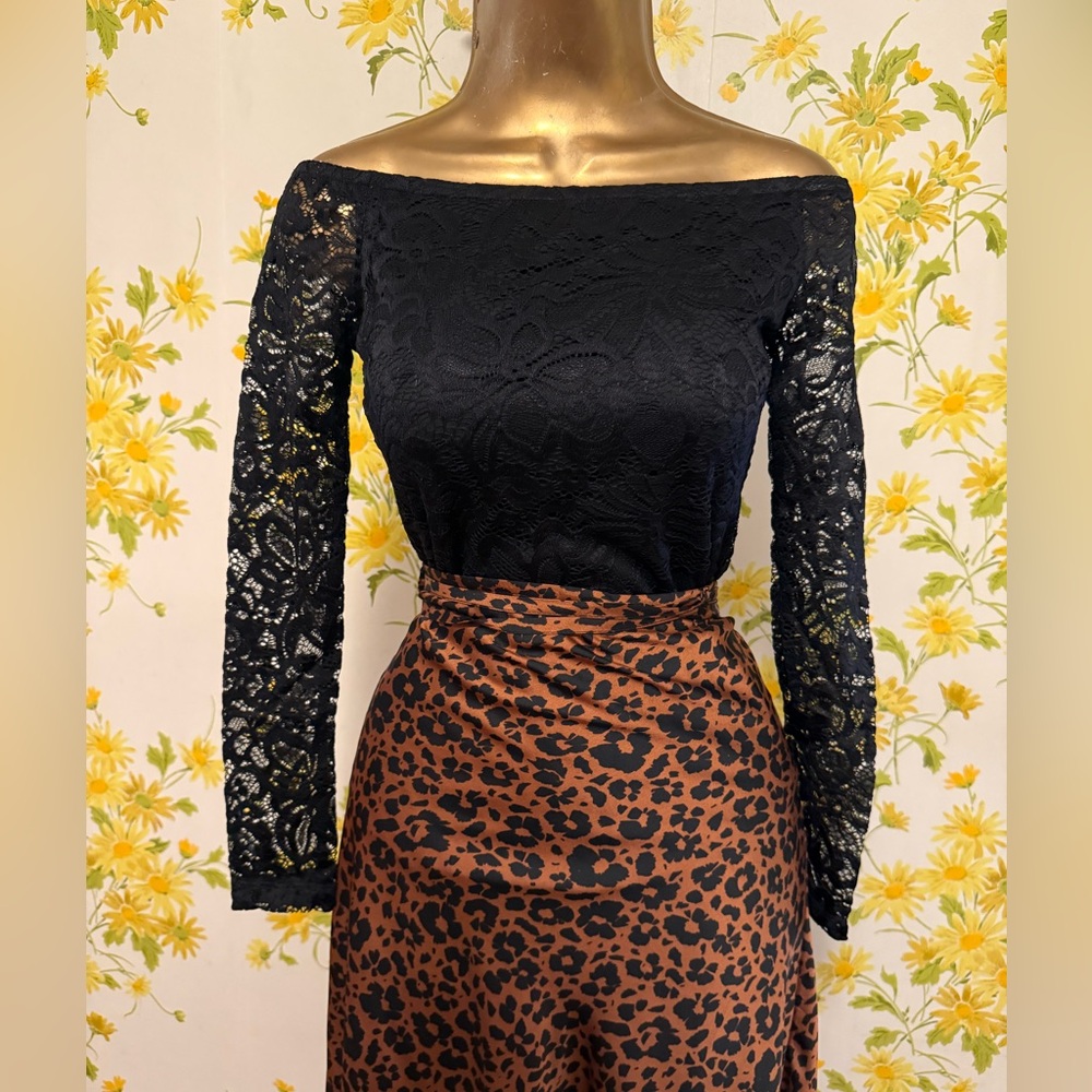Black Lace Fitted Long Sleeve Bodysuit